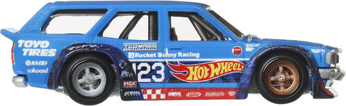 HWJBK50 Hot Wheels Premium Ronin Run II Mad Mike Mazda RX-3 Wagon/Remorque