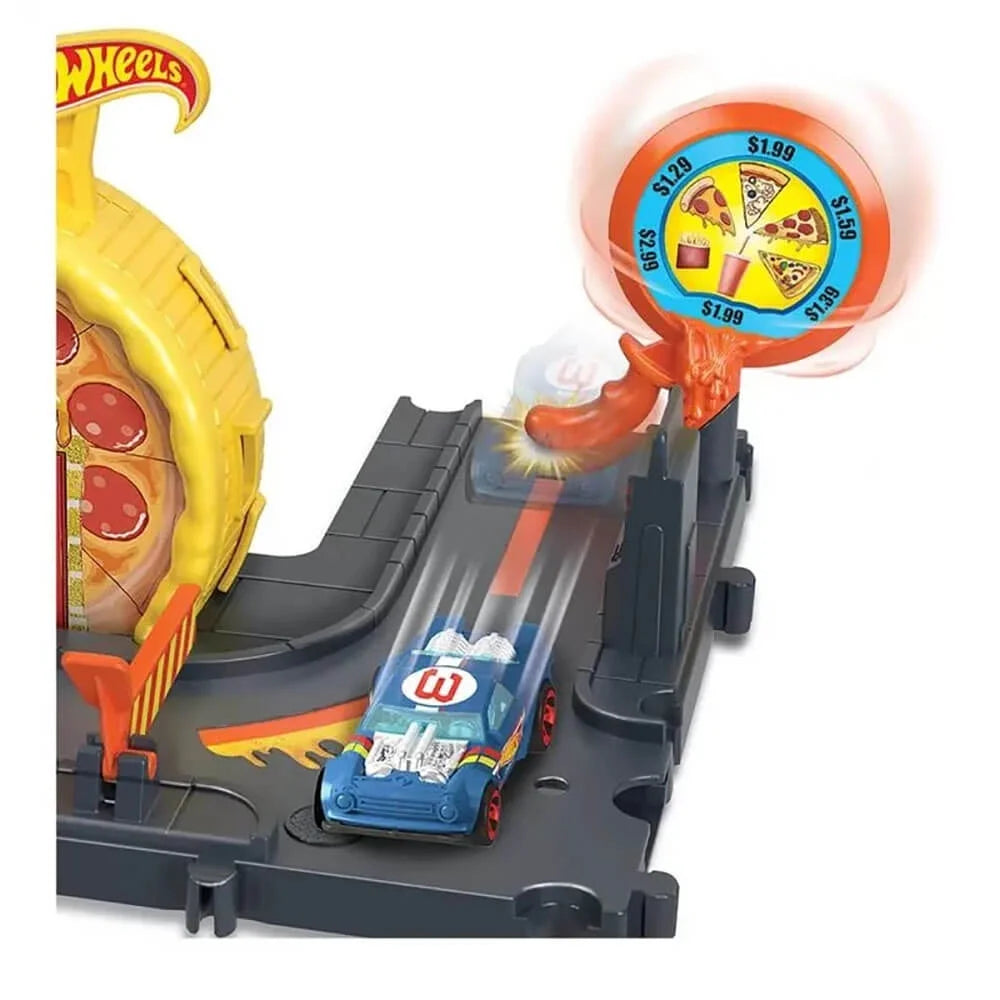 HWHMD53 Hot Wheels City Speedy Pizza Pick-Up