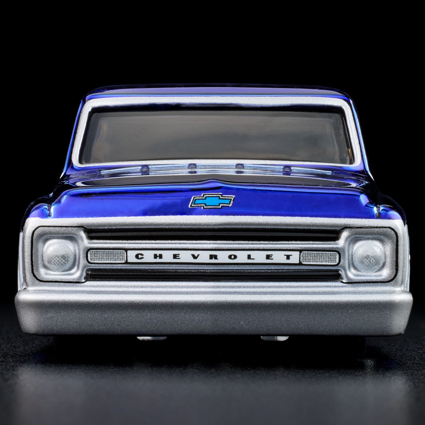 HWHWF22 RLC Exclusive 1969 Chevy C-10