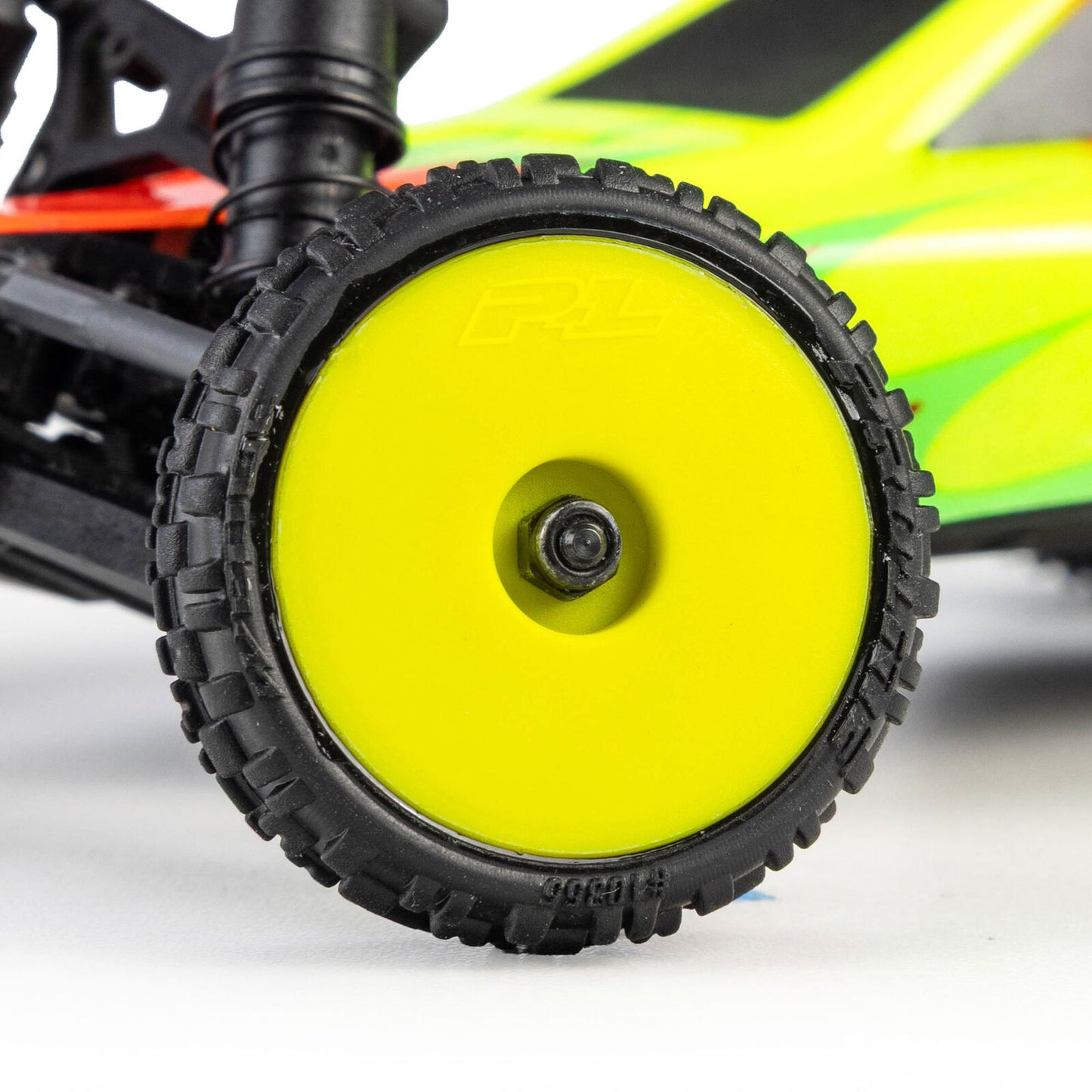 PRO1035512 Pro-Line Racing 1/24 Wedge Front and Prism Rear Carpet Tires Mounted 7mm, Yellow (4): Losi Micro-B