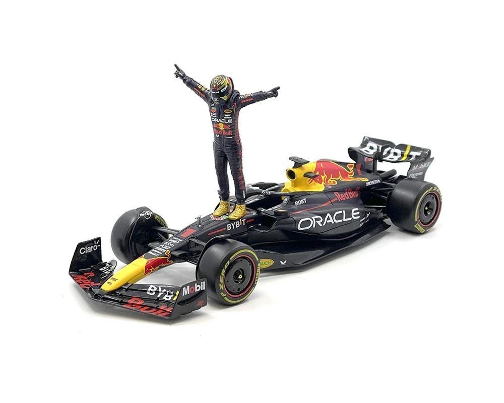 Burago 18-28036MV BUR 1:24 RACE F1 Oracle Red Bull RB92 2023 W/ Figure Max