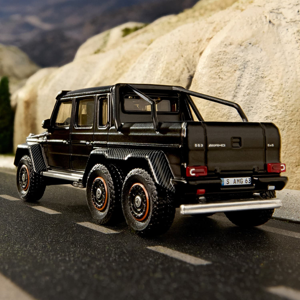 HWJCP45 Hot Wheels Elite 64 Mercedes-Benz G 63 AMG 6x6