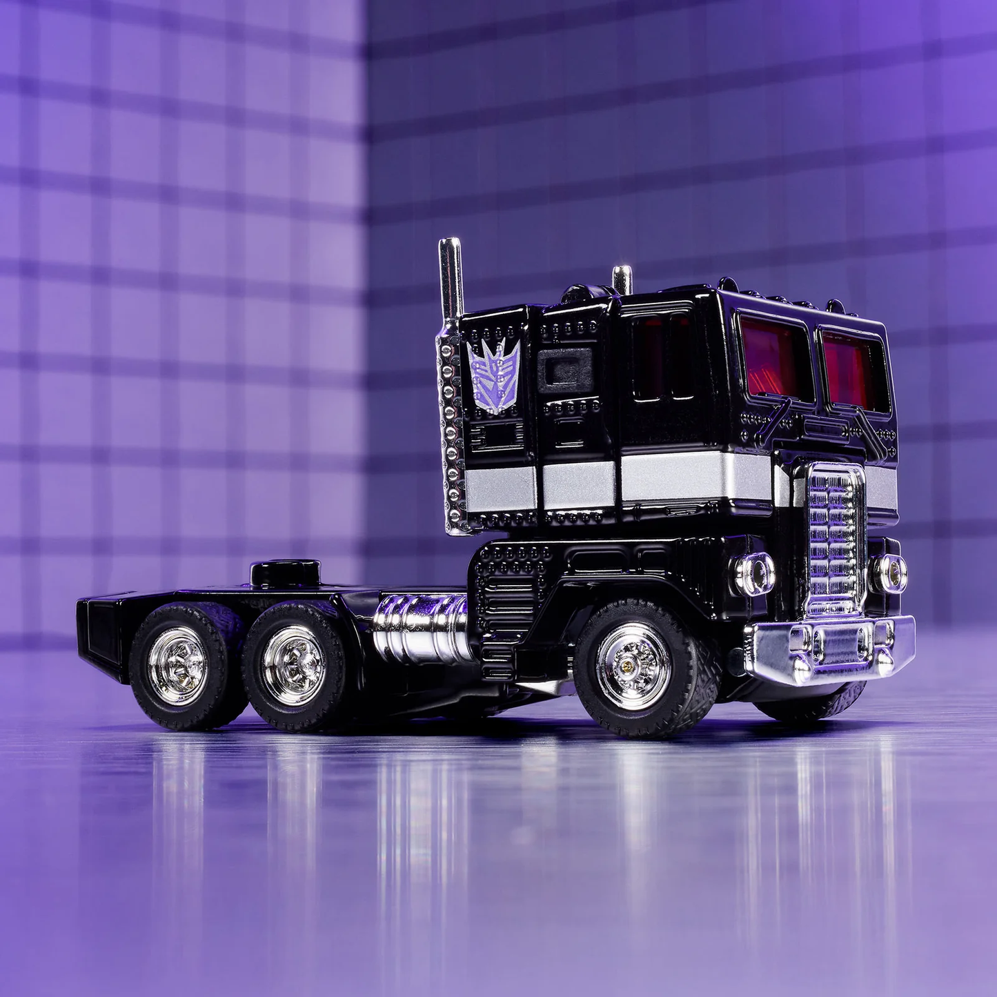 JCP67-9893 Hot Wheels Transformers Nemesis Prime Collectible Diecast