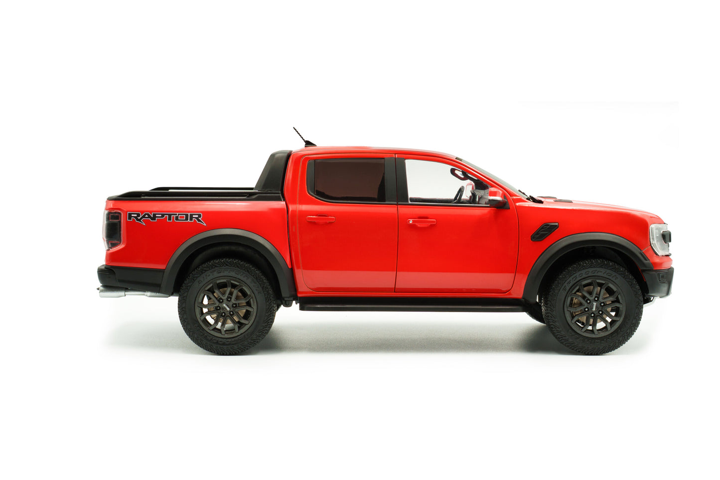 Solido S1813901 1:18 2024 Ford Ranger Raptor – Orange