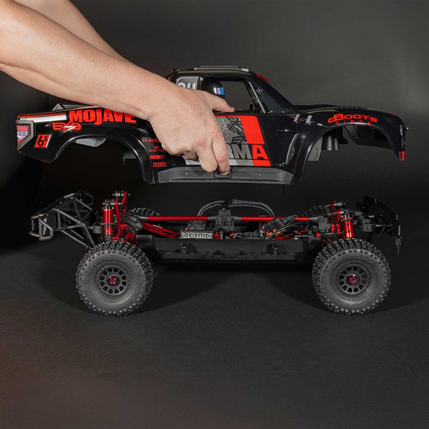 ARA7704V3T1 1/7 Arrma Mojave 6S EXB