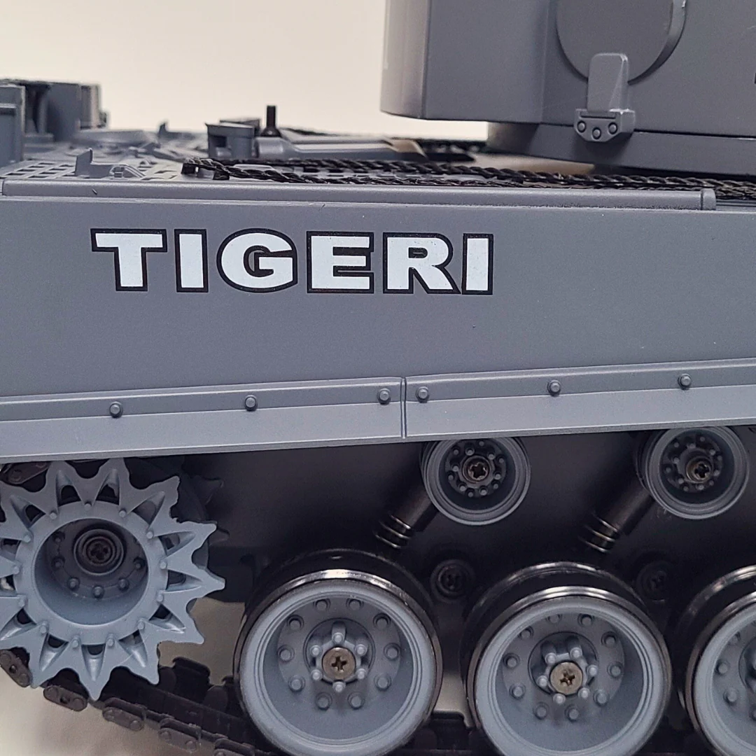 IMX18900 1/18 German Tiger Tank Force