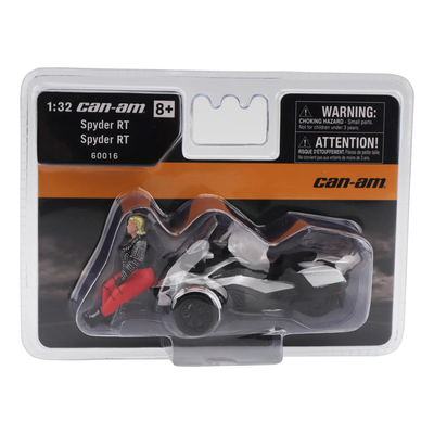 DCM60016 1:32 Spyder RT, Hyper Silver