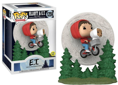 FU50769 Elliot & E.T.