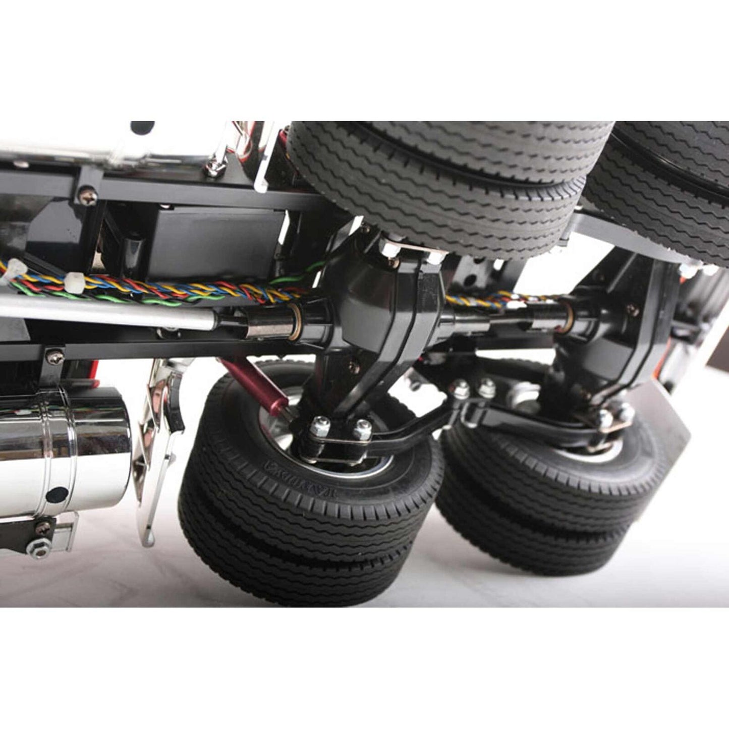 TAM56301 1/14 King Hauler 10X8 Semi Tractor Kit
