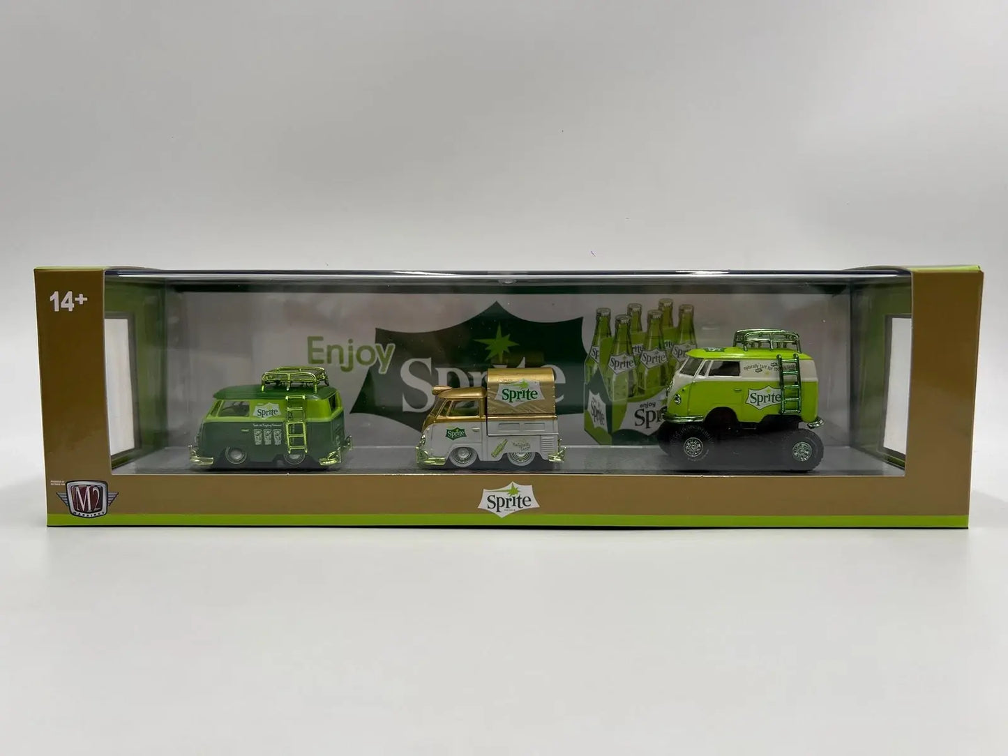 M2 Machines 56000-TW39 Sprite 1960 VW Delivery Van, 1960 Volkswagen Type 2 Pickup with 1960 VW 4X4 Delivery Van CHASE!