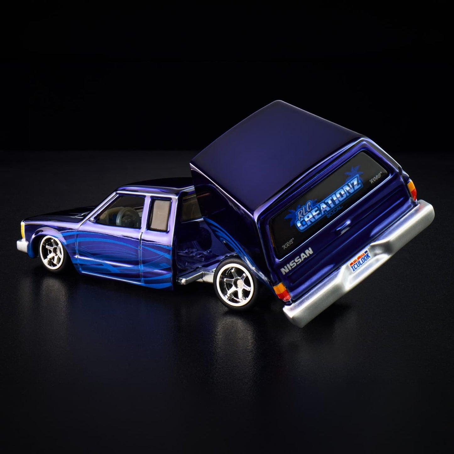 JJY64-BH11 Hot Wheels RLC Exclusive 1986 Nissan 720 King Cab