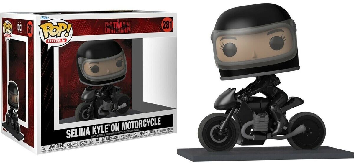 FU59287 Selina Kyle on Bike