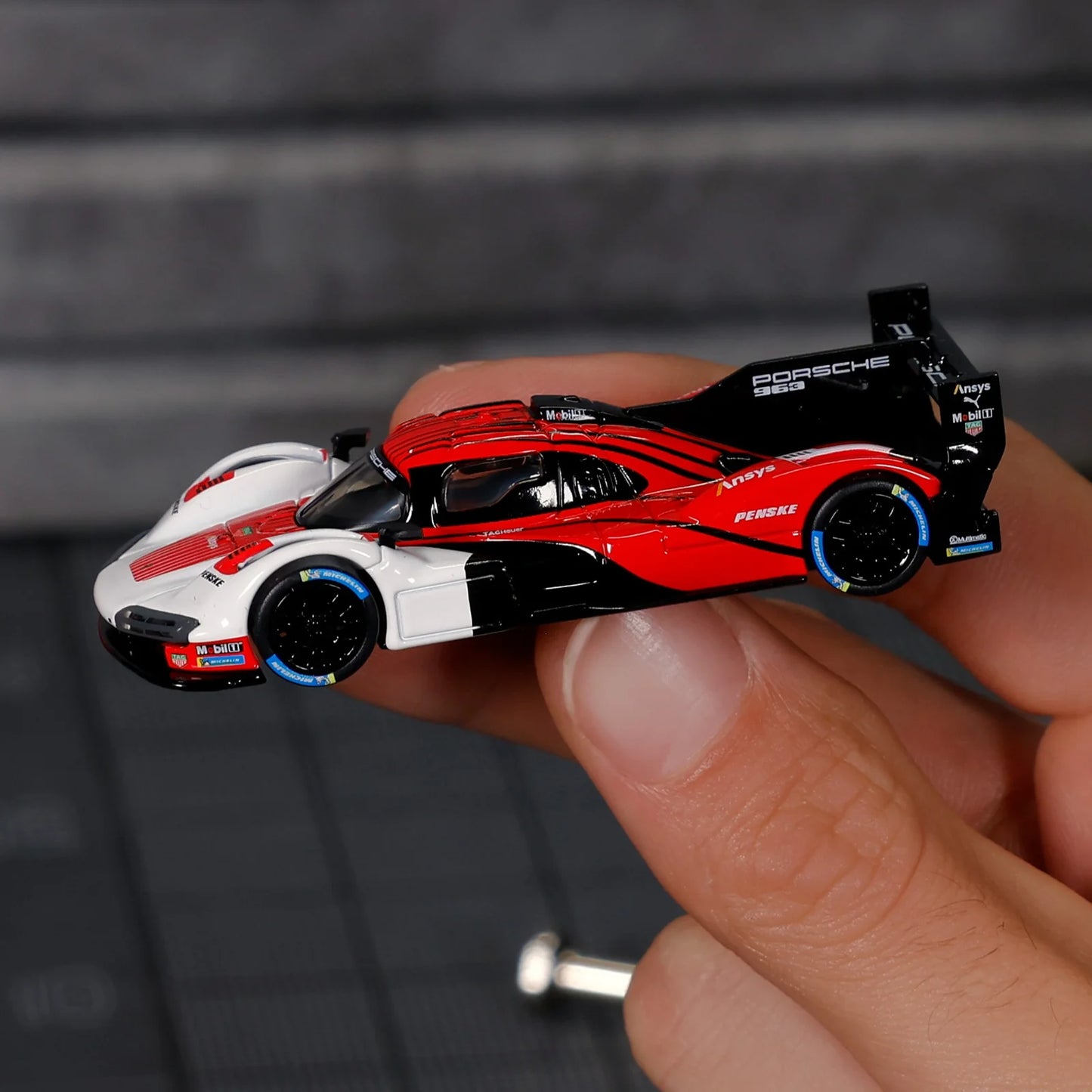 HWJCP46 Hot Wheels Elite 64 Porsche 963