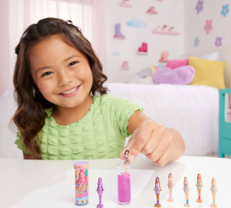 JCR08 Barbie Mini BarbieLand Color Reveal Dolls, 1.5inch Doll with Surprise Water Reveal (Styles May Vary)