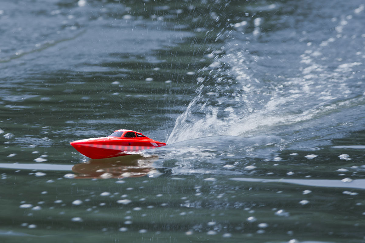 RGRB1133  LightWave Electric Micro RTR Boat- Red