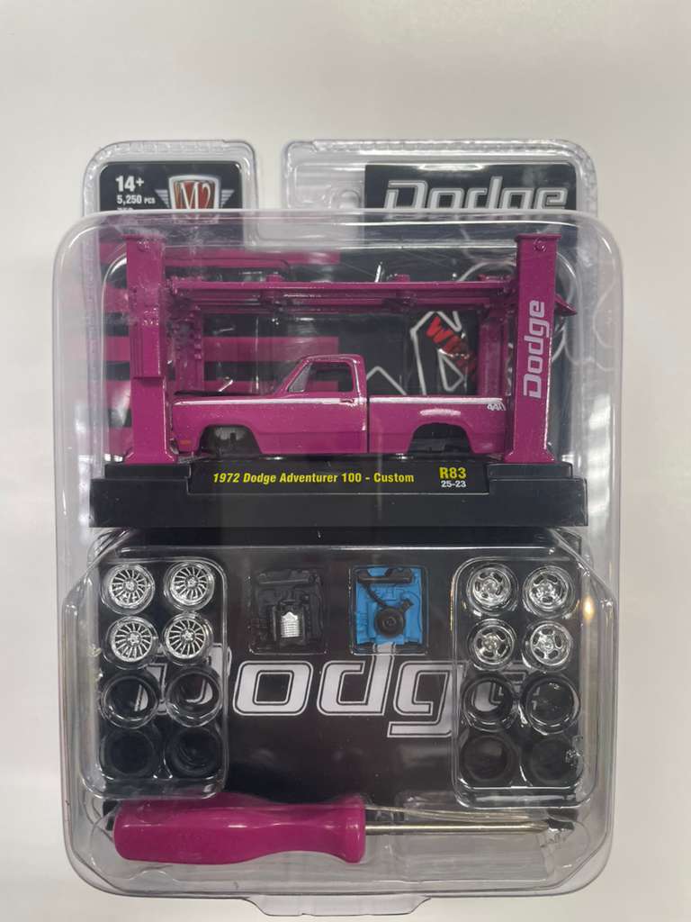 M2Machines 37000 1:64th Scale Kit 1972 Dodge Adventurer 100 Custom
