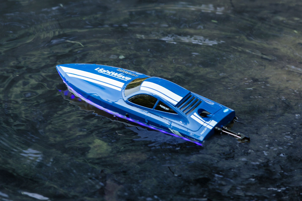 RGRB1132  LightWave Electric Micro RTR Boat-Blue