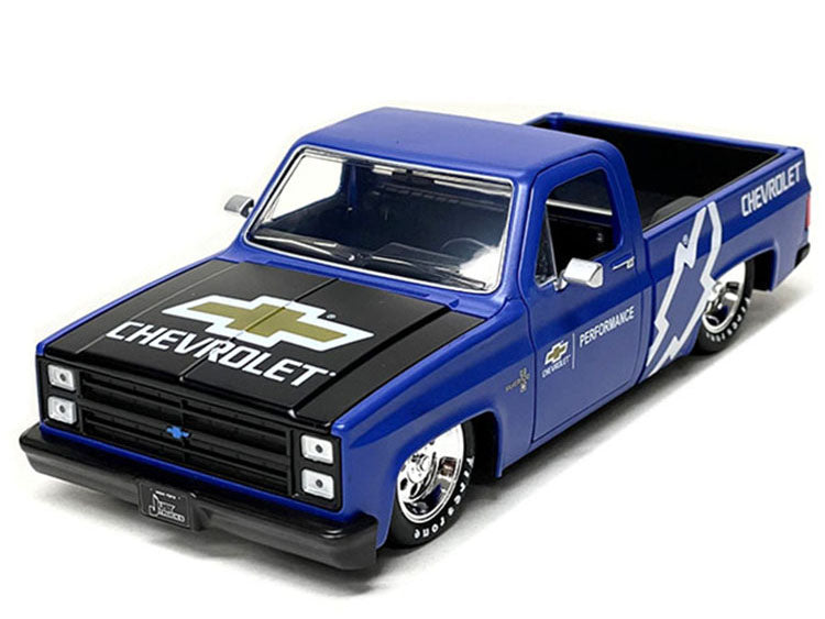 Jada 34318 1:24 1985 Chevrolet C-10 BL-RD