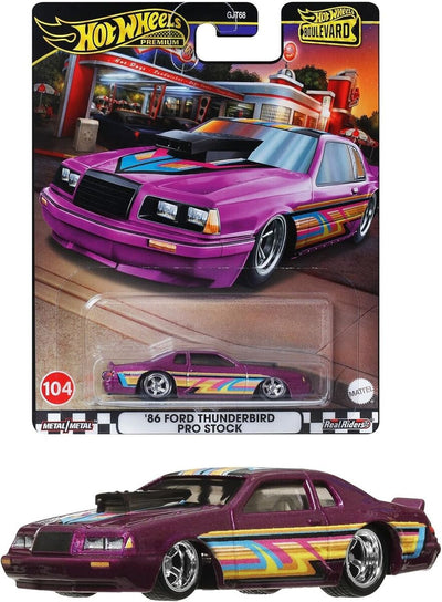 HWHRT58 1:64 Boulevard 2023 W-Custom Plymouth Savoy