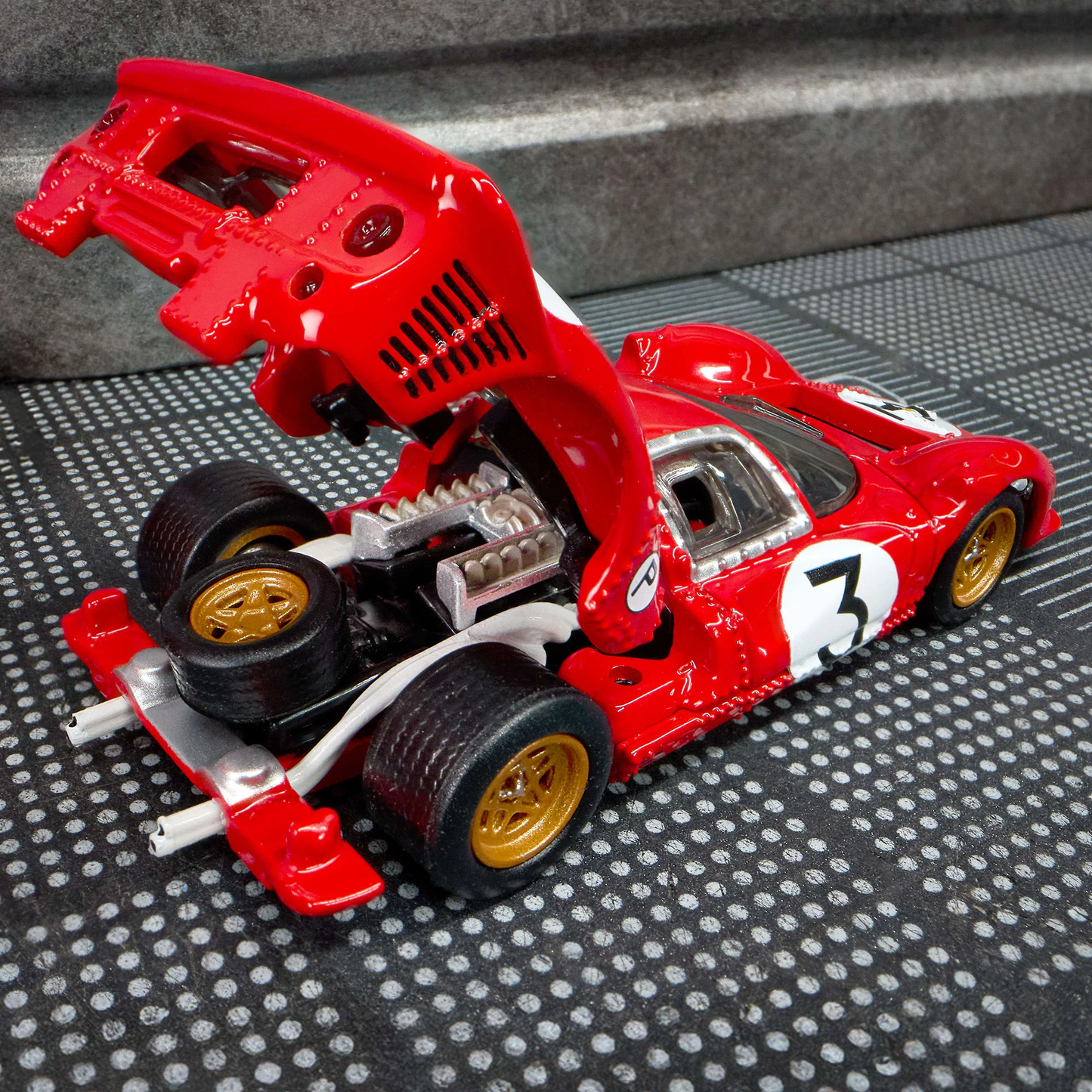 HWJCP47 Hot Wheels Elite 64 1967 Ferrari 330 P4