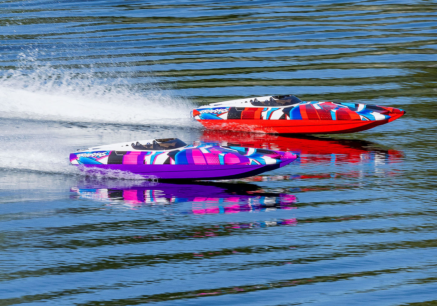 57046-4 M41 Wide Body 40" Catamaran Brushless Race Boat