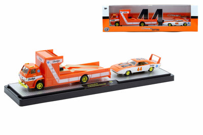 M2Machines 3600-R80 1:64 1968 Dodge L600 Hauler & 1969 Dodge Charger Daytona - CHASE!