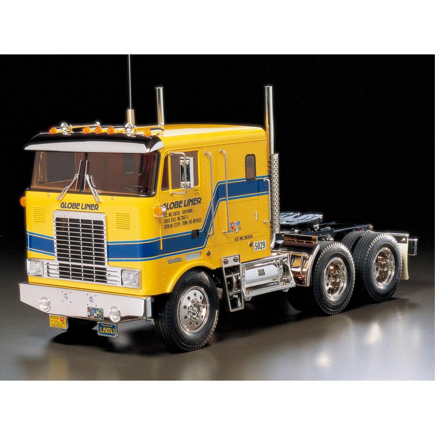 TAM56304 1/14 Globe Liner 2WD Semi Tractor Kit