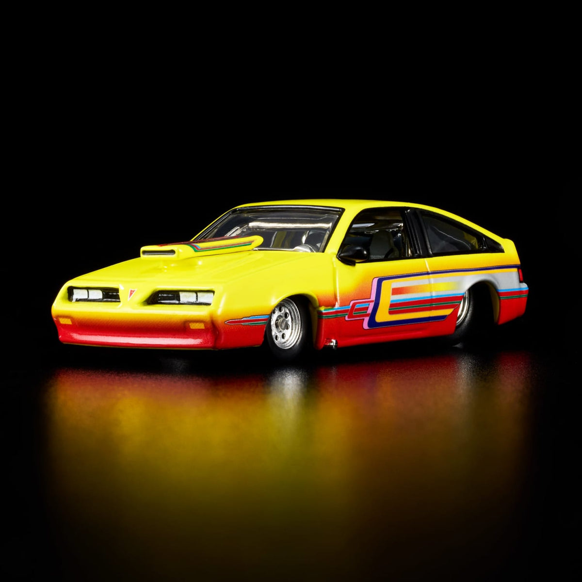 JJY71-BH11 Hot Wheels RLC Exclusive 1985 Pontiac J2000