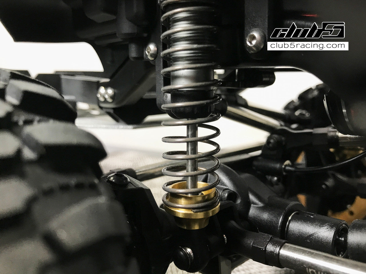 C-S0704 TRX4 Brass Shock Spring Retainer Cups (4)
