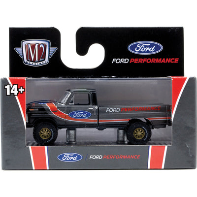 M2 Machines 32500-102 Auto-Thentics 1972 Ford F-250 Custom 4X4