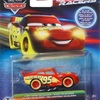 HWHPG76 Cars Glow Racer Lightning McQueen