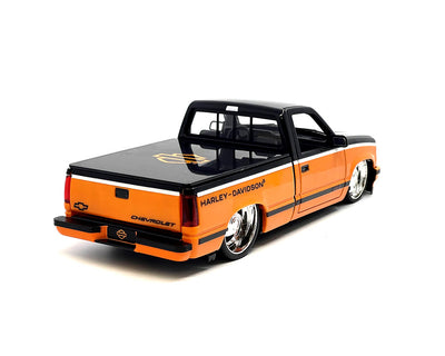 Maisto 34274D 1:24 1993 Chevrolet 454SS Pick-Up – Black/Orange Two-Tone – Harley-Davidson Custom