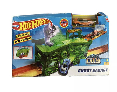 HWFJN38 Fold-Out Ghost Garage