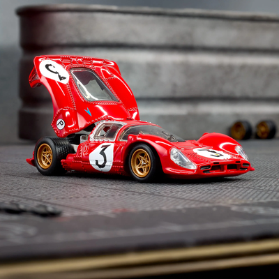 HWJCP47 Hot Wheels Elite 64 1967 Ferrari 330 P4