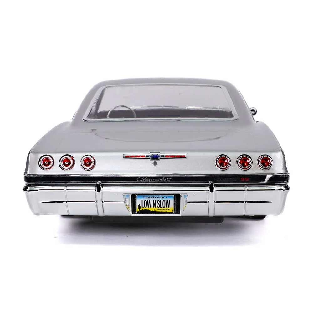 RER33483 1:10 1965 Chevrolet Impala Hopper LowRider - Silver