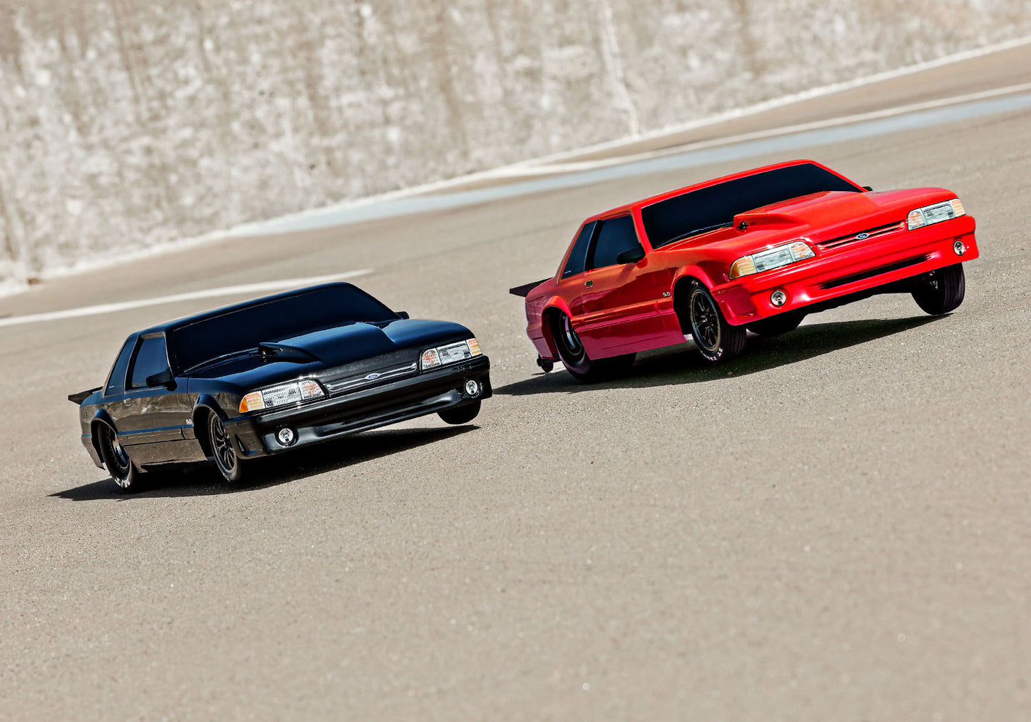 94046-4 Drag Slash Mustang 5.0 1/10 Scale Brushless Drag Car