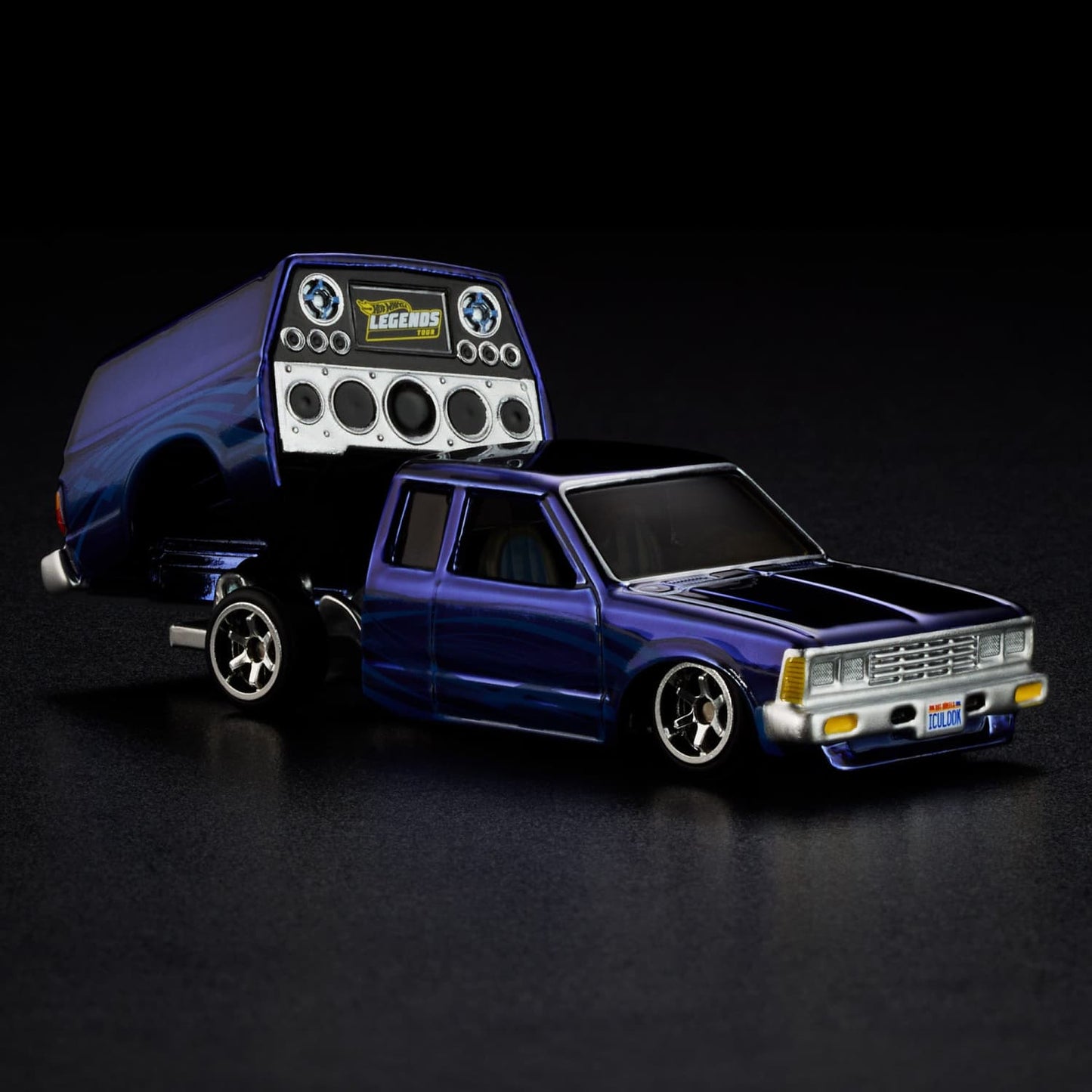 JJY64-BH11 Hot Wheels RLC Exclusive 1986 Nissan 720 King Cab
