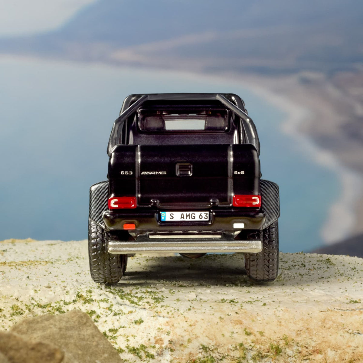 HWJCP45 Hot Wheels Elite 64 Mercedes-Benz G 63 AMG 6x6