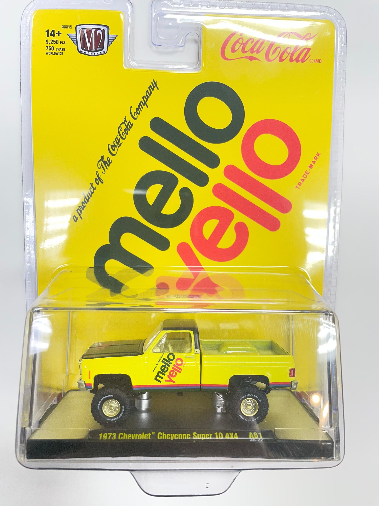 M2 Machines 52500 Coca Cola 1973 Chevrolet Cheyenne Super 10 4x4 CHASE!!!